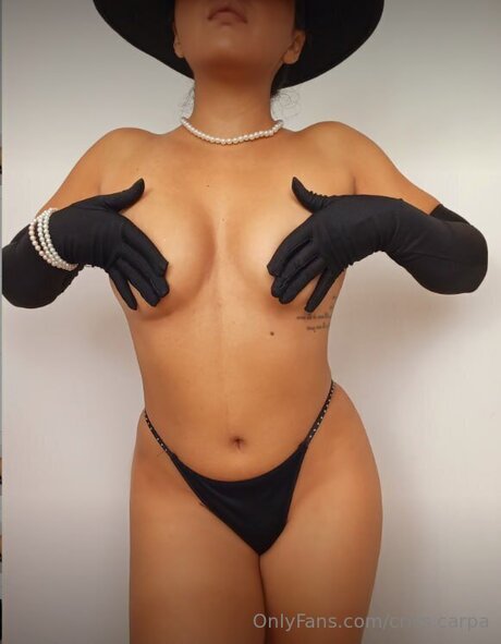 Criss Carpa exklusive akt fotos