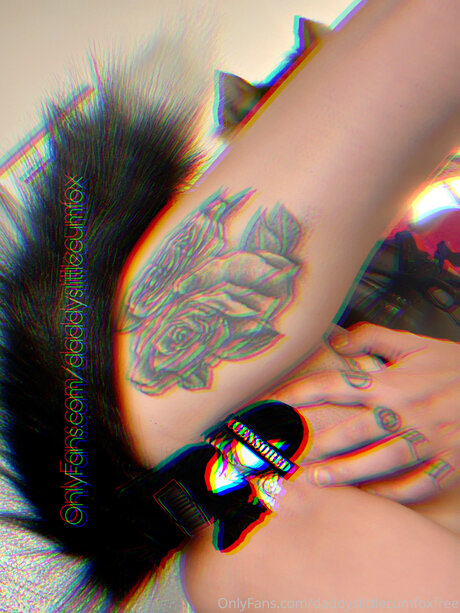 Foxysplaypen hübsche nackten bild