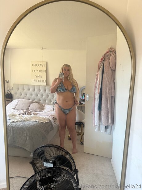 Blairbella24 hübsche erwachsene bild