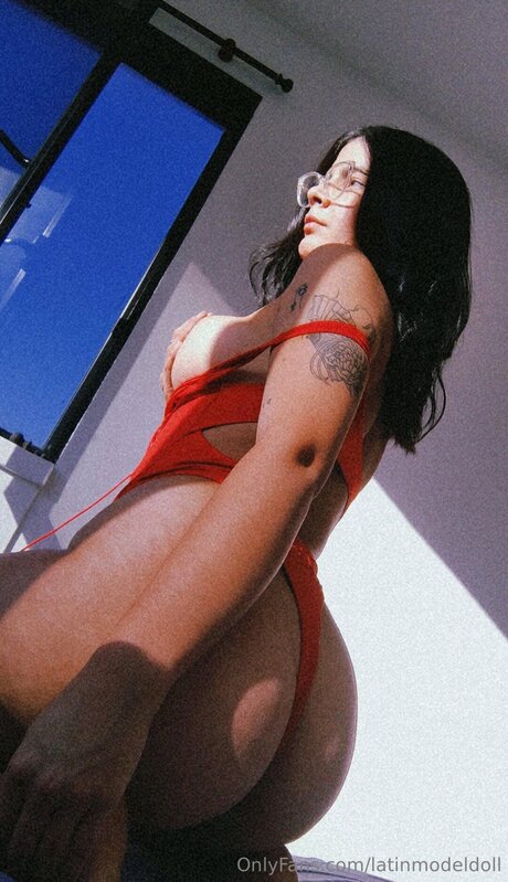 Goddeslu xxx nackt bild