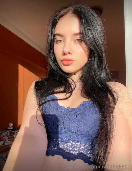 Alena Swiitie sexy kunst galerien