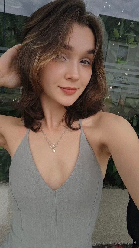 Llily18 erotische heiße galerie