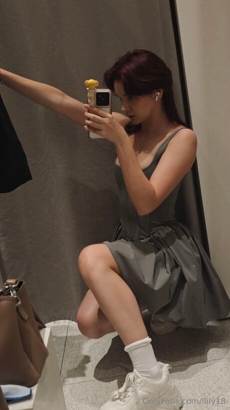 Llily18 schauspielerin nackte bild