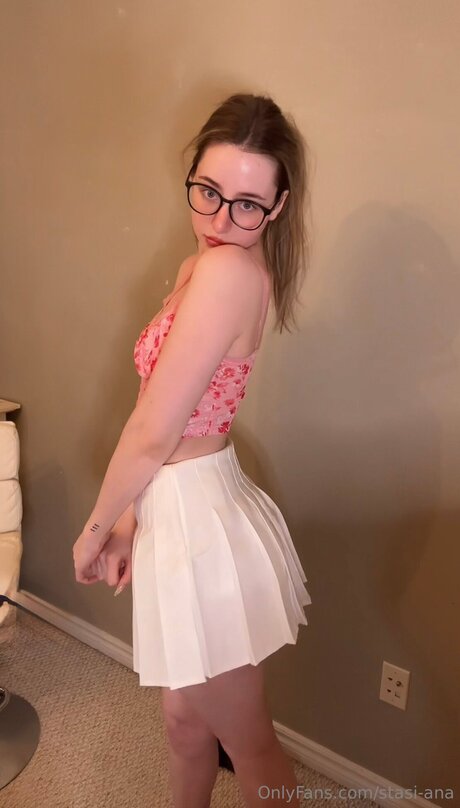 Stasi Ana nacktheit galerie