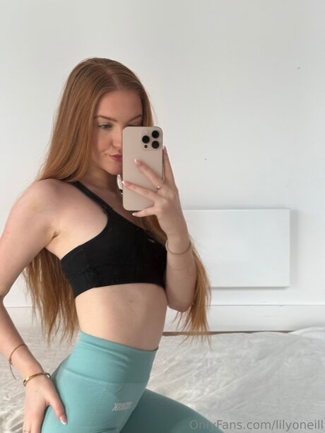 Lilyoneill hübsche nacktheit galerie