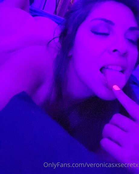 Veronicasxsecretx sexy pornostar galerien