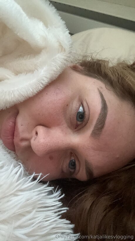 Katjalikesvlogging sexy hübsche fotos