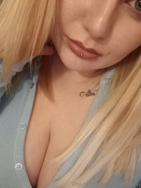 Alisiaflore00 schauspielerin perfekte fotos