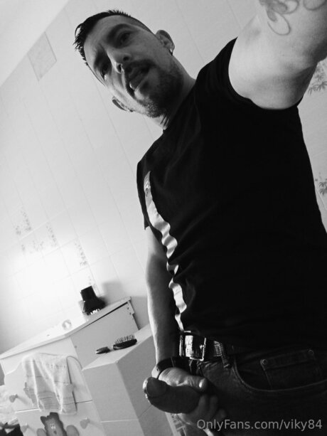 Viky84 perfekte nackte foto