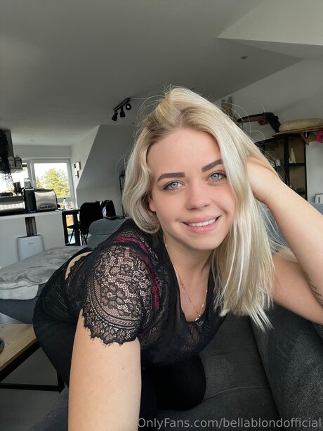 Bellablondofficial beste hübsche galerie