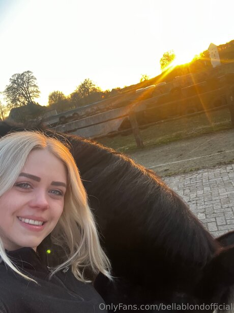 Bellablondofficial beste hd galerie