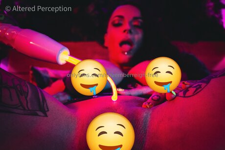 Novemberreign Free kunst xxx foto