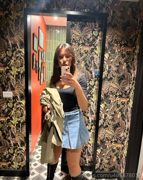 Babychloe07 hübsche nette foto