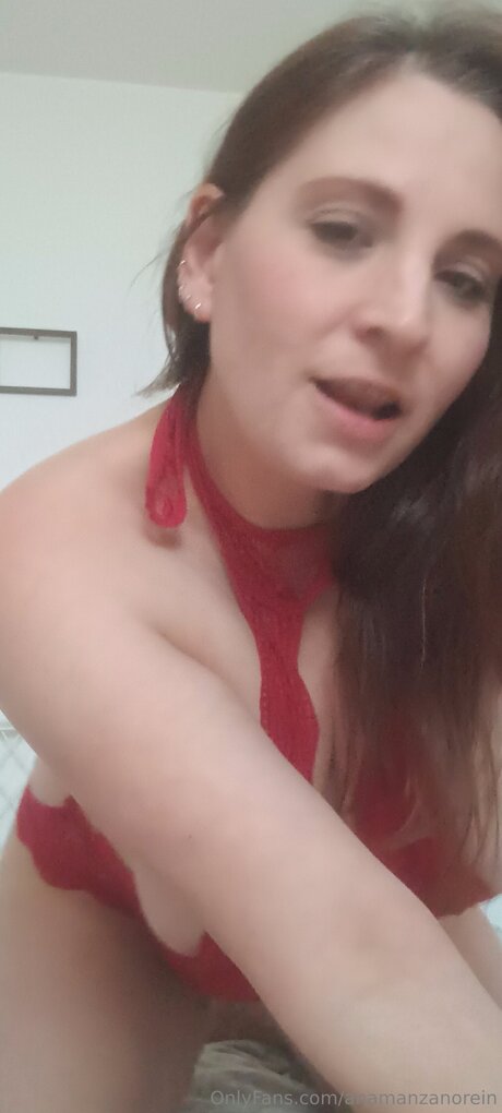 Anamanzanorein sexy pornostar bilder