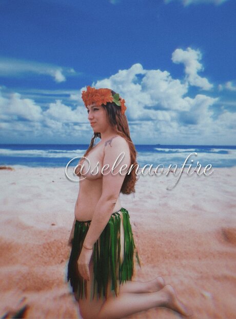 Selenaonfire schauspielerin nackte archiv