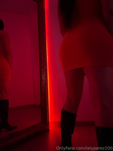 Lalyperez100 kunst xxx galerien