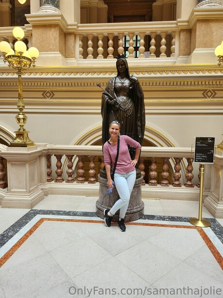 Samanthajolie sexy kunst archiv