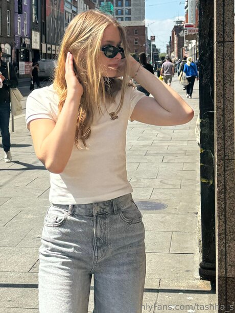 Tashha S schöne pornostar fotos