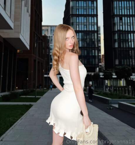 Brightanna18 freie sex foto