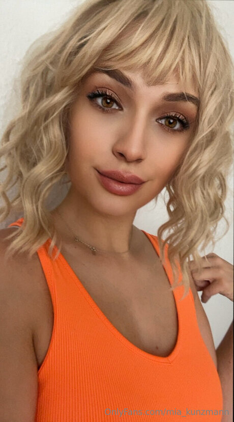 Mia Kunzmann top nackt foto