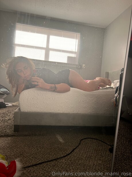 Blonde Mami Rose kostenlose kunst galerie