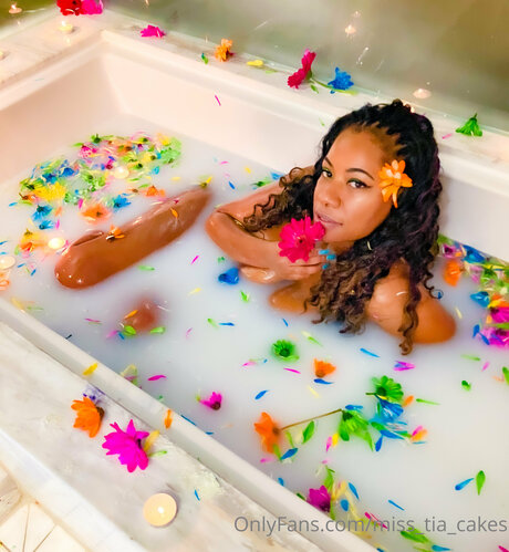 Miss Tia Cakes kostenlose hübsche galerien