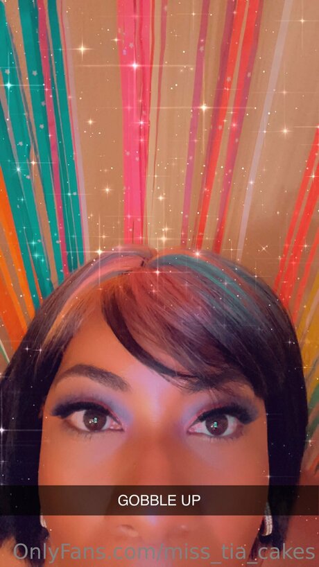 Miss Tia Cakes top pornografische galerie