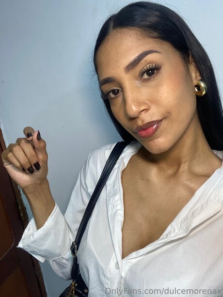 Dulcemorenax hübsche erwachsene fotos