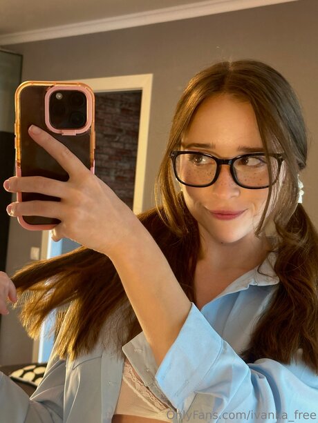 Ivanka Free pornostar exklusive archiv