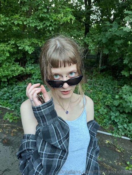 Thesearchofgod model xxx bilder