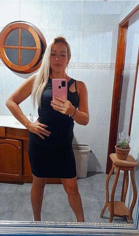 Foxymom77 hübsche akt archiv