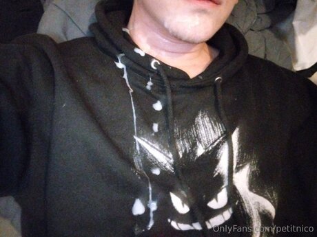 Petitnico schauspielerin erotische bilder