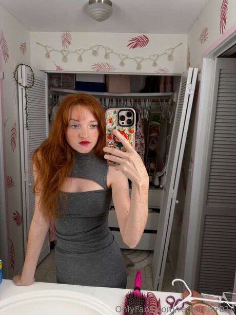 Redginger018 xxx nackte bild