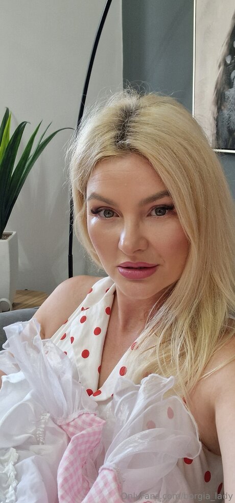 Borgia Lady hd top fotos