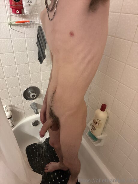 Ethanlustx model xxx fotos