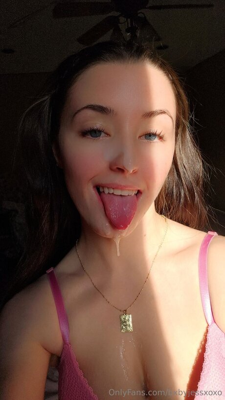 Bxbyjessxoxo exklusive kostenlose bilder