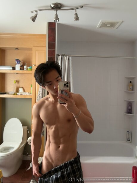 U169517161 xxx hübsche bild