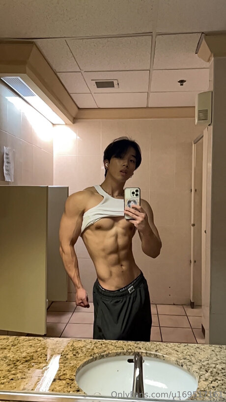 U169517161 kunst porno foto