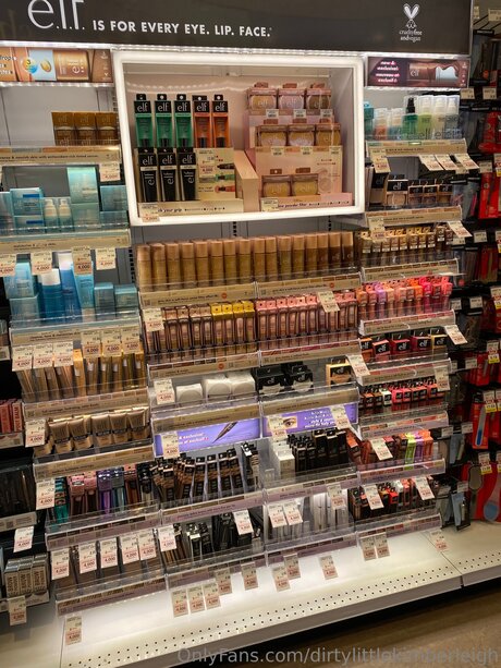 asiatischer dildo onlyfans hübsche kunst galerien