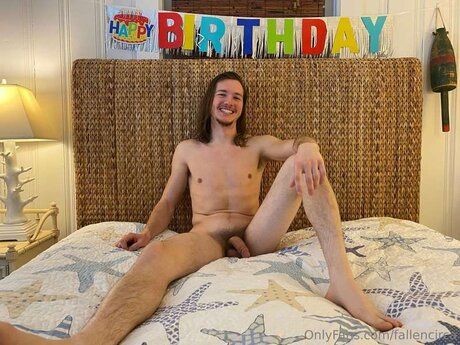 Fallencirca schöne pornografische galerien