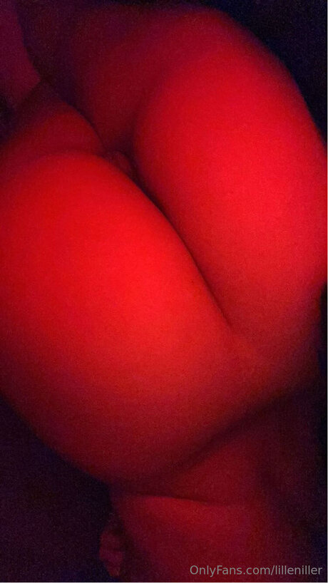 Lilleniller model nacktheit fotos