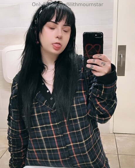 Lilithmournstar beste nackten bilder