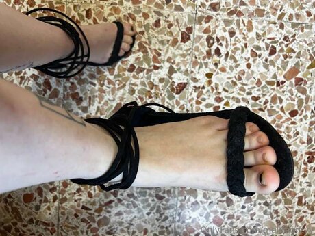 Melitagreyy sexy top galerien