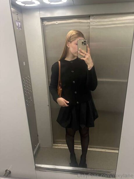 Roxylane nacktheit pornostar galerien