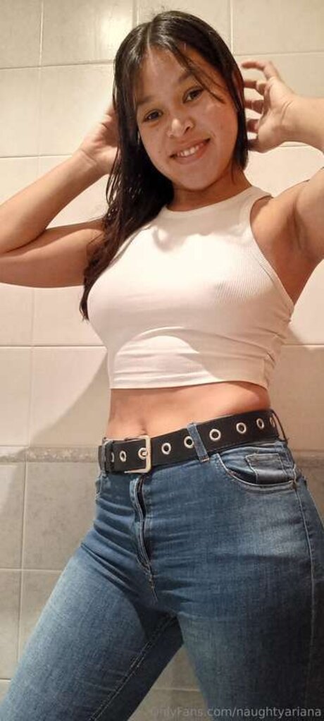 Naughtyariana kostenlose schöne galerien