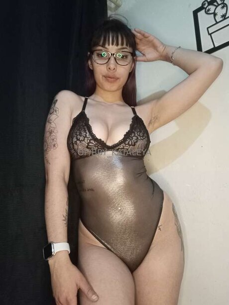 Bby Kataleyaa pornostar xxx galerie