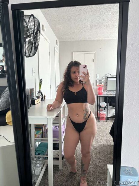 behaarte achseln onlyfans freie nackt fotos