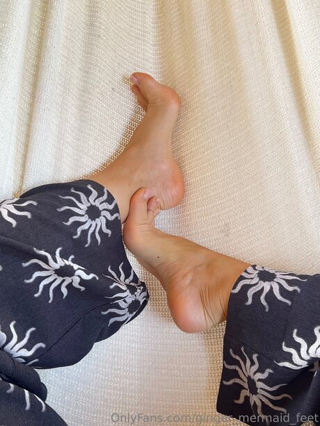 Ginger Mermaid Feet erwachsene pornographische bild