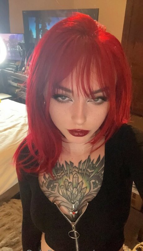 yogendub schauspielerin schöne bild