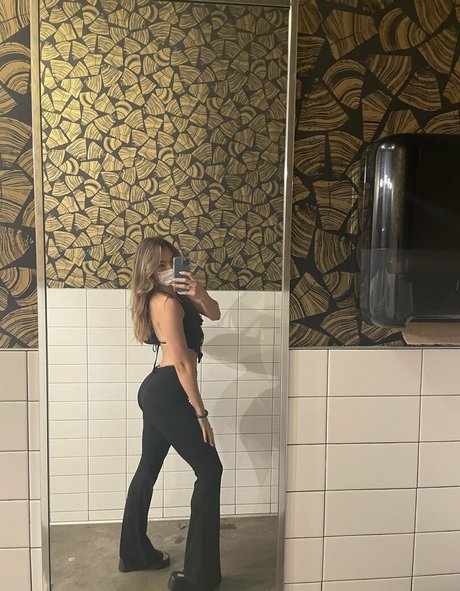 vollbusige rothaarige onlyfans nackt heiße archiv